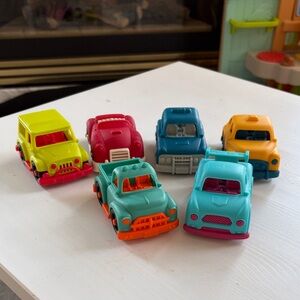 B’s Vibrant Toy Car Collection - Red, Yellow, Blue. Set of 6 cars. Heavy plastic